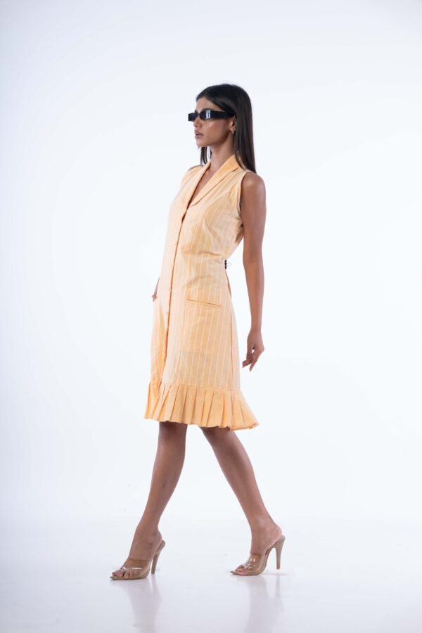 Peach & White Printed stripes Buttoned dress - Image 3