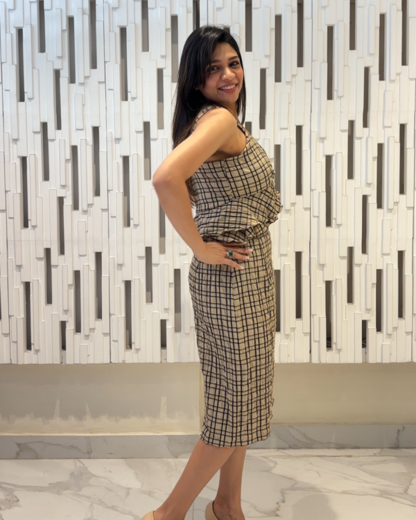 Check Brown & Black Skirt Set - Image 4