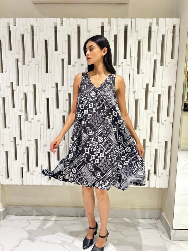 Black & White Printed Dress - Image 3